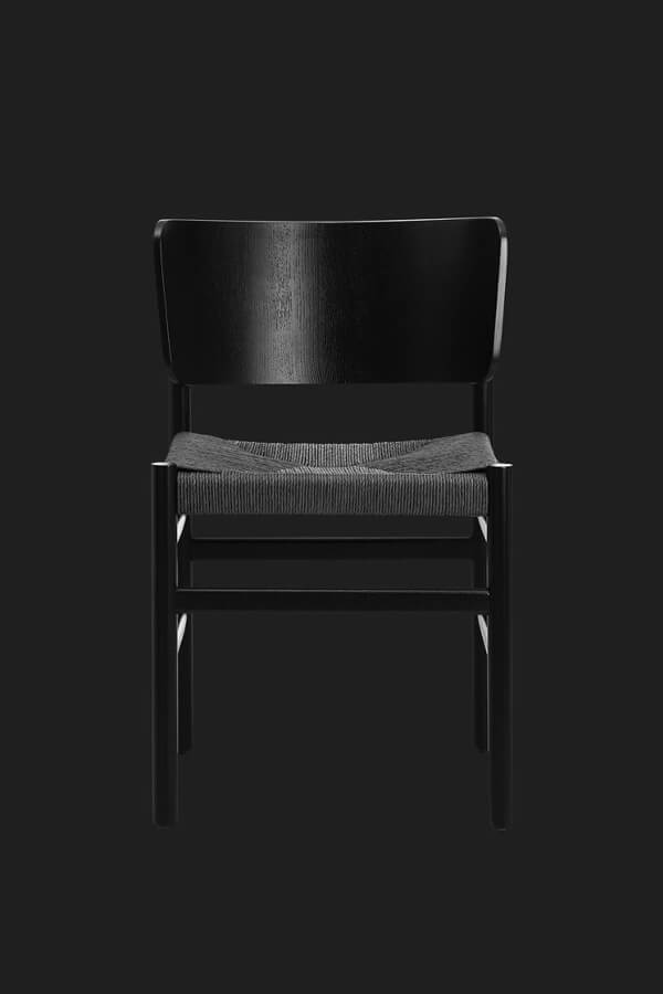 A pack shot of Interio’s Fratina chair in black.